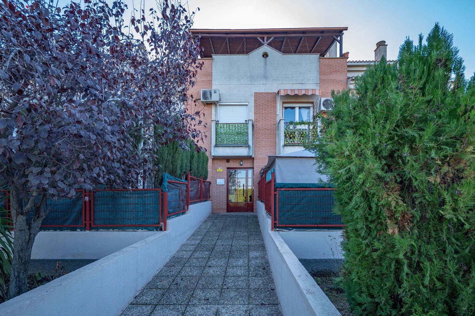 3 slaapkamer Flat te koop in Maracena met garage - € 189.000 (Ref: 9446310)