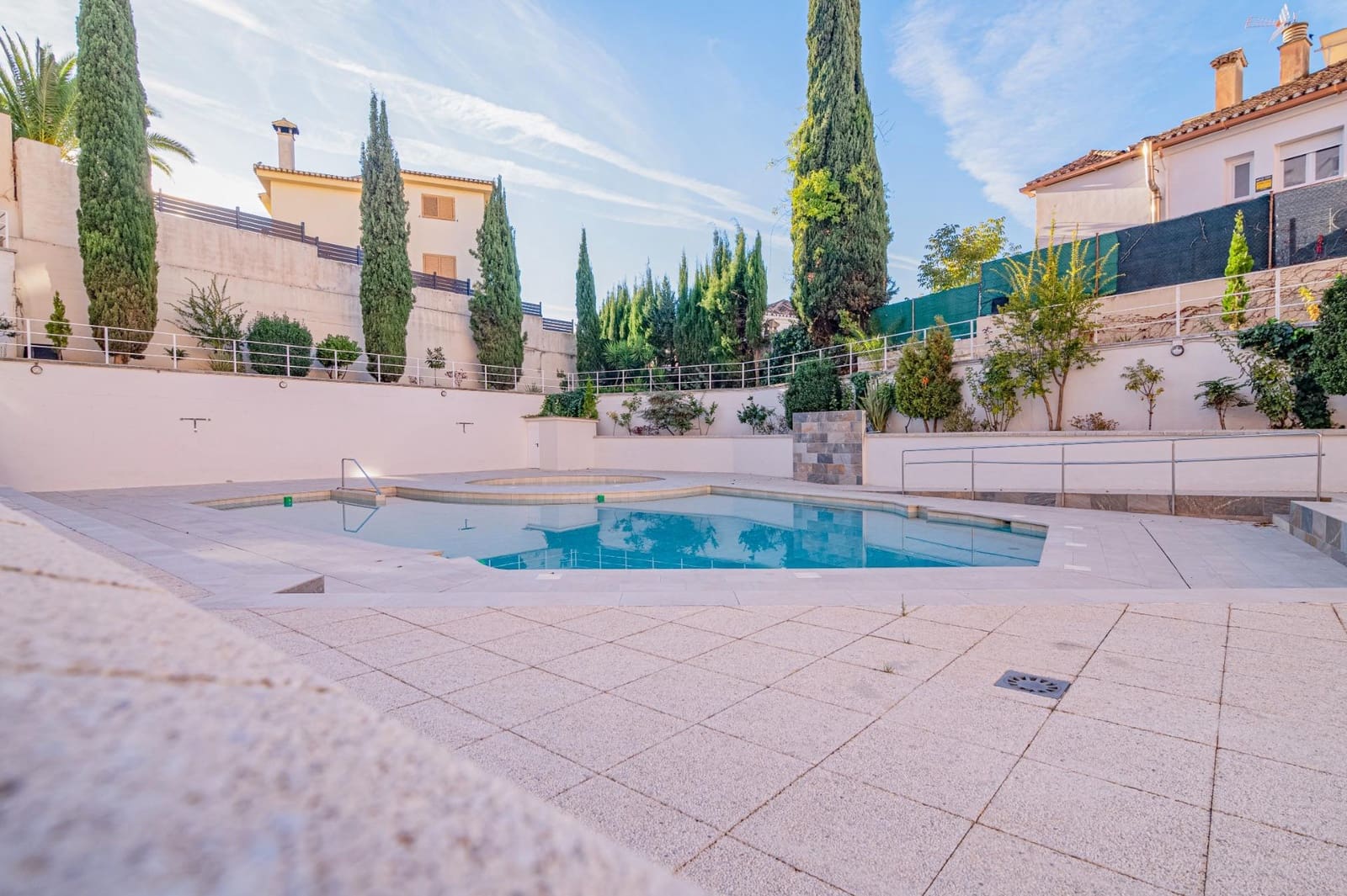 3 bedroom Flat for sale in Cenes de la Vega with pool garage - € 199,000 (Ref: 9446311)