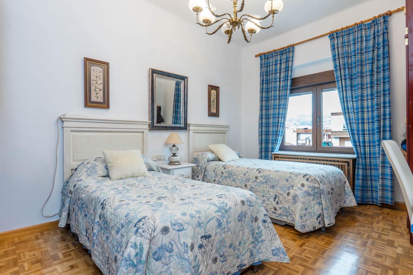 Ático de 5 habitaciones en Granada ciudad en venta - 539.900 € (Ref: 9449151)