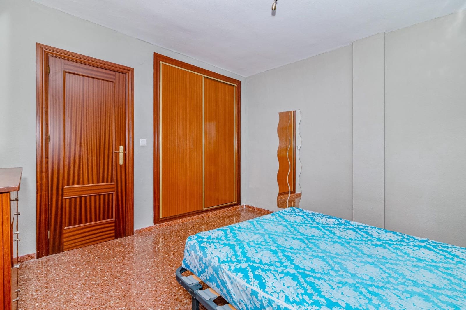 4 camera da letto Appartamento in vendita in Granada citta con garage - 165.000 € (Rif: 9450622)