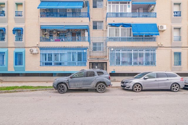 4 camera da letto Appartamento in vendita in Granada città con garage - 165.000 € (Rif: 9450622)