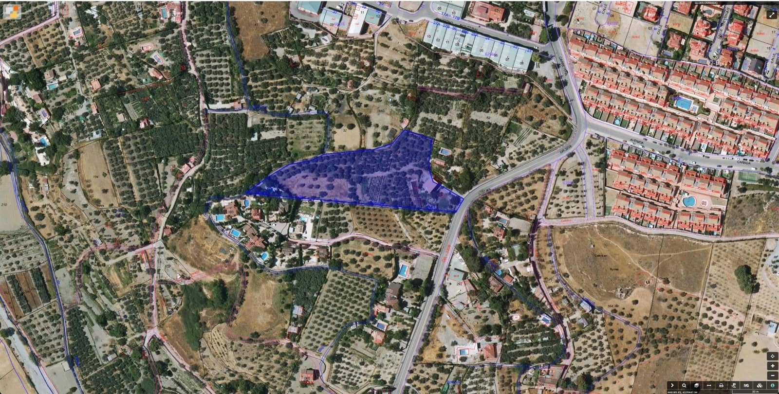 Finca/Herregård til salgs i Gojar med garasje - € 208 000 (Ref: 9450624)