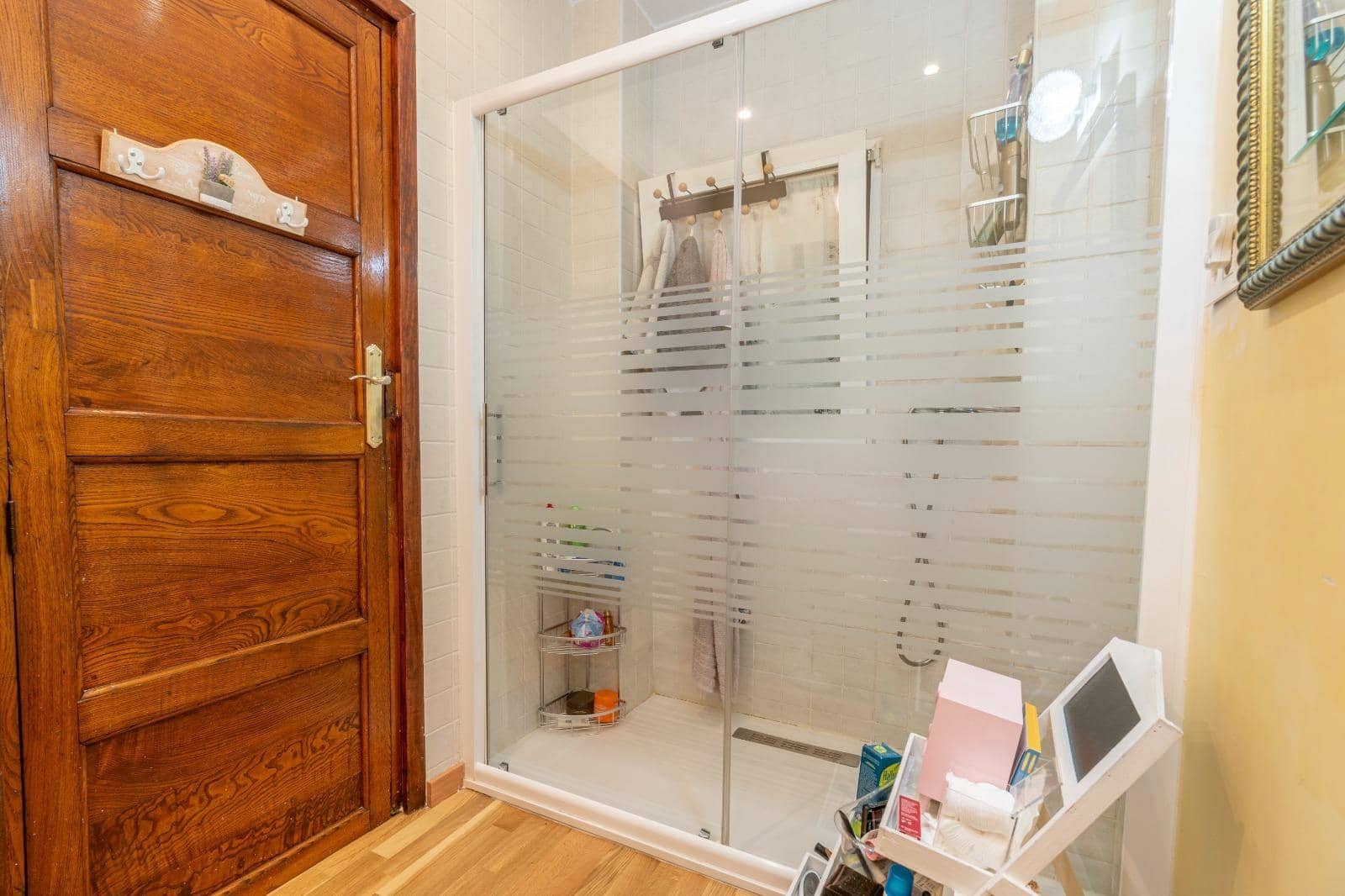 5 Zimmer Villa zu verkaufen in Granada Stadt mit Pool - 350.000 € (Ref: 9462573)