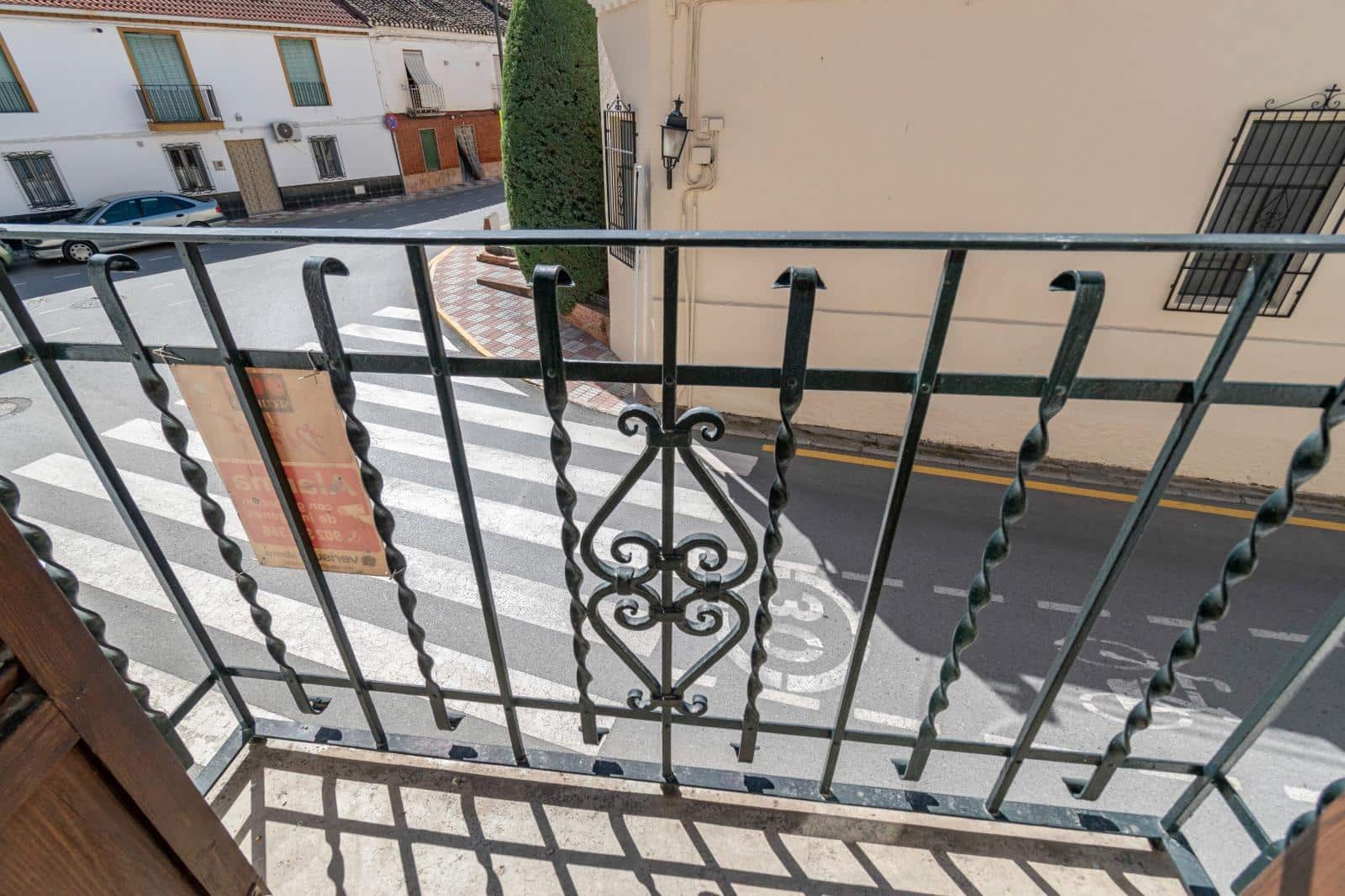 5 Zimmer Villa zu verkaufen in Granada Stadt mit Pool - 350.000 € (Ref: 9462573)