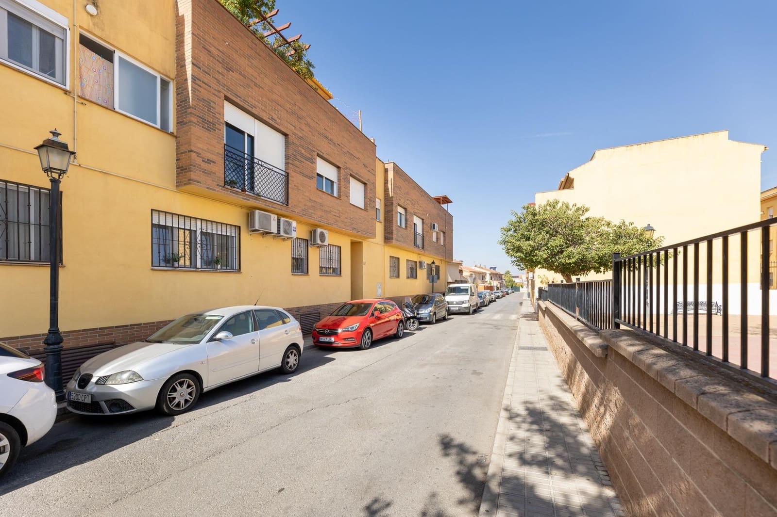 2 bedroom Apartment for sale in Cullar Vega with garage - € 135,000 (Ref: 9465638)