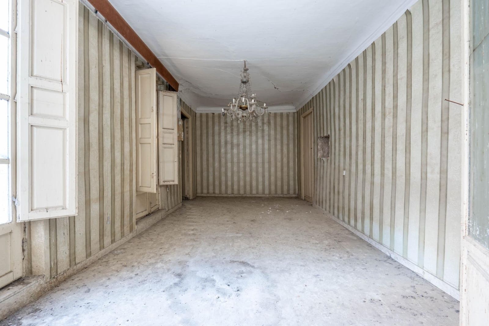 7 Zimmer Haus zu verkaufen in Santa Fe mit Garage - 155.000 € (Ref: 9468468)