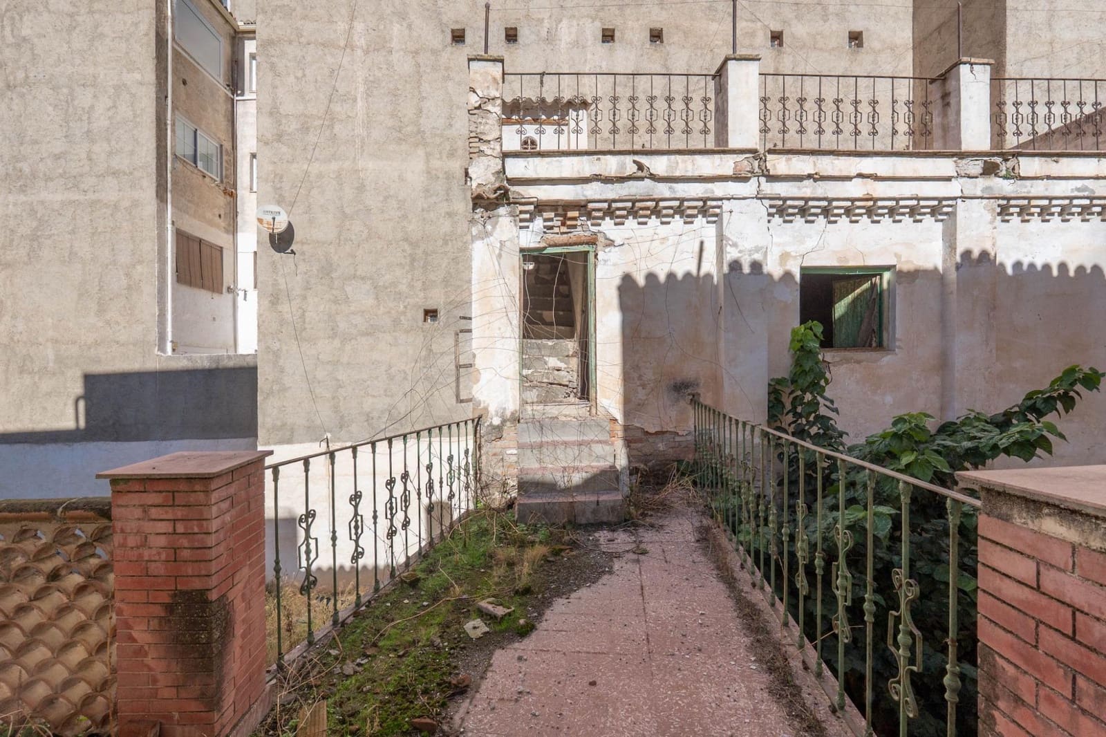 7 Zimmer Haus zu verkaufen in Santa Fe mit Garage - 155.000 € (Ref: 9468468)