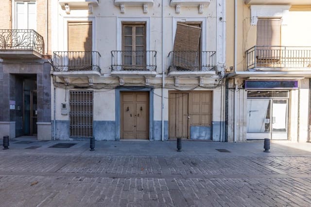 7 bedroom Townhouse for sale in Santa Fe with garage - € 155,000 (Ref: 9468468)