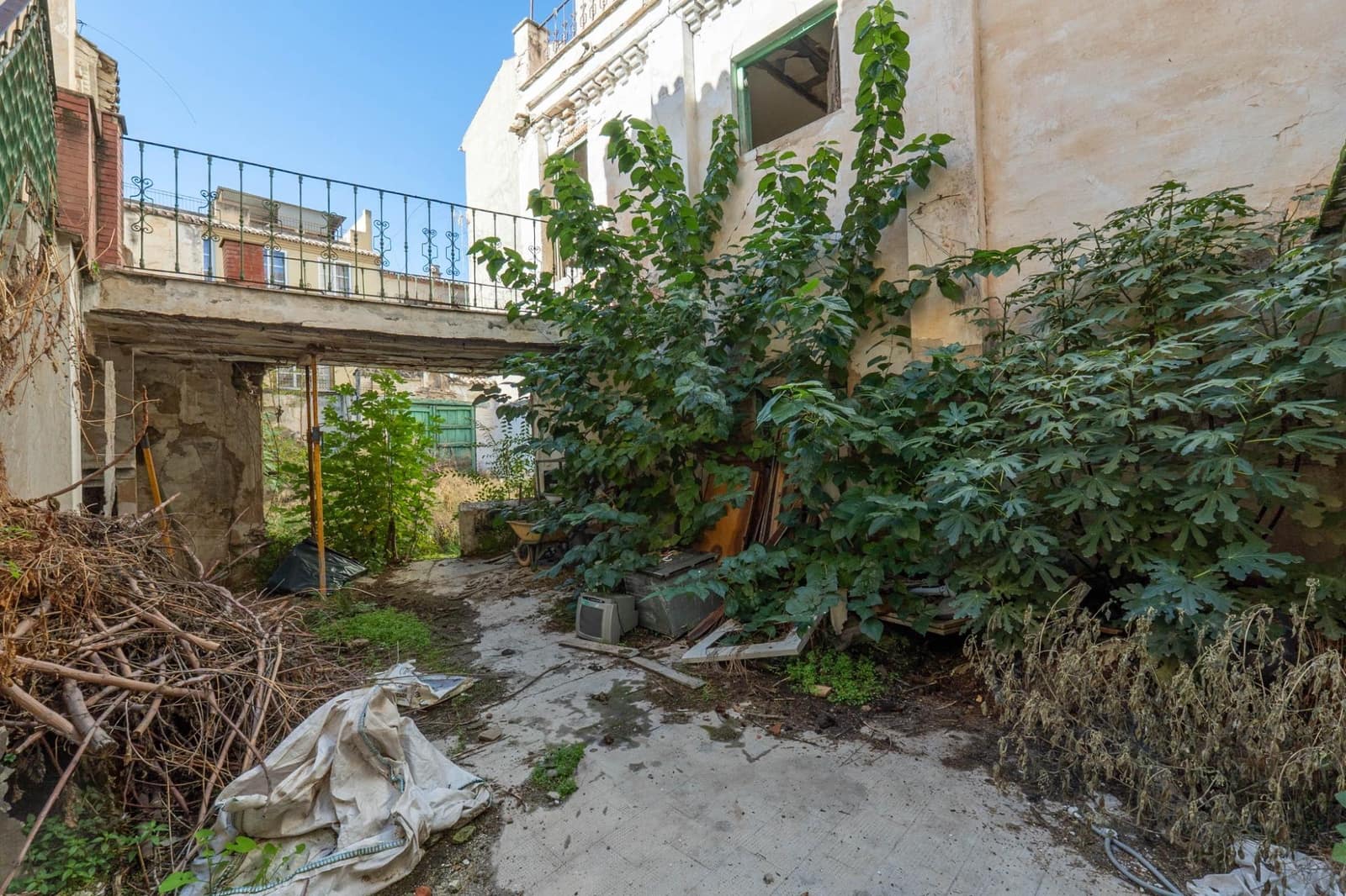 7 Zimmer Haus zu verkaufen in Santa Fe mit Garage - 155.000 € (Ref: 9468468)