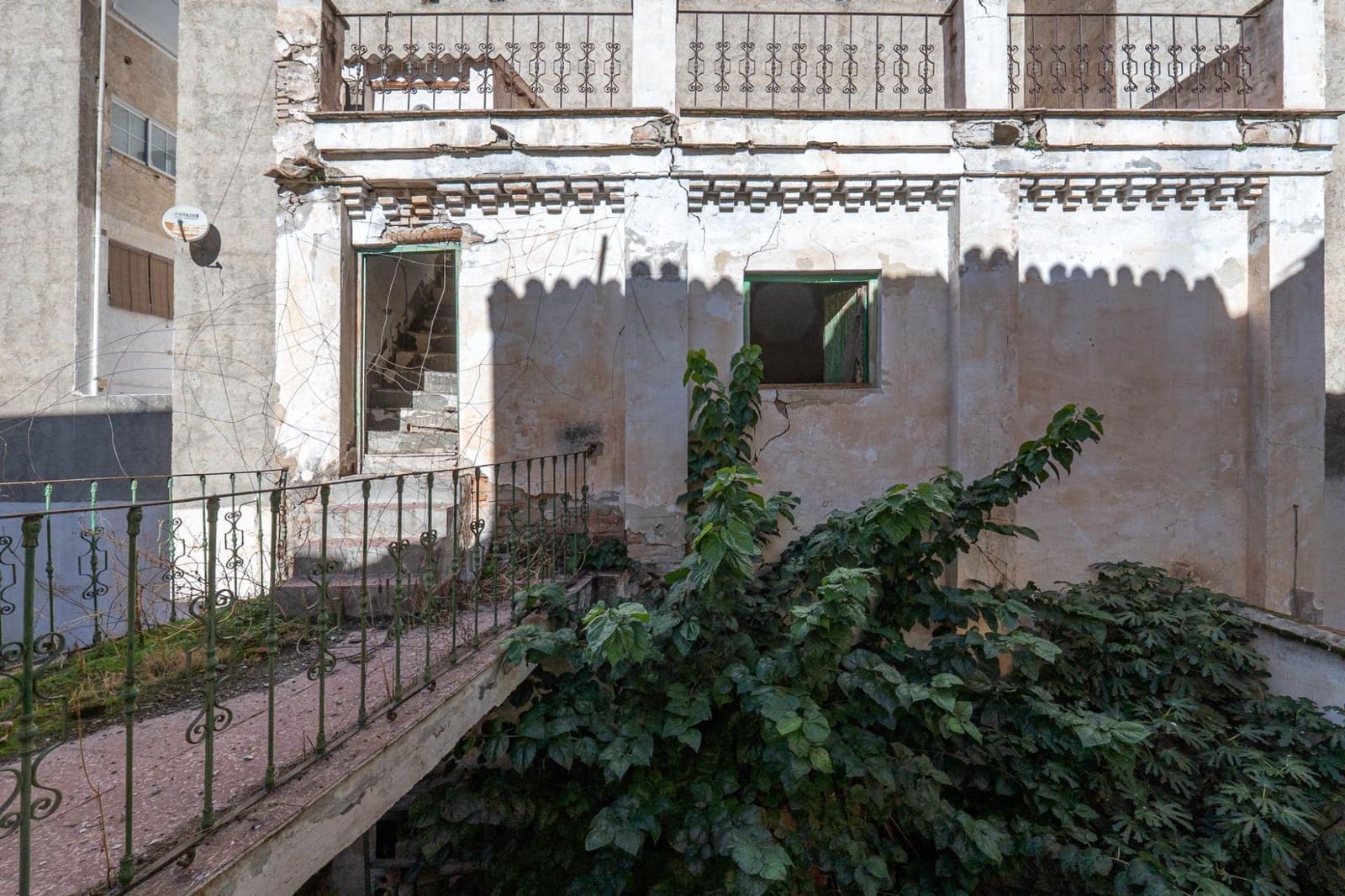 7 Zimmer Haus zu verkaufen in Santa Fe mit Garage - 155.000 € (Ref: 9468468)