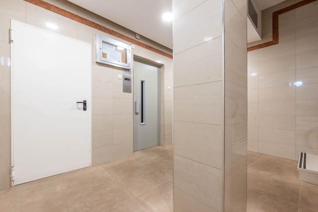 3 camera da letto Appartamento in vendita in Cervantes, Granada città - 280.000 € (Rif: 9470674)