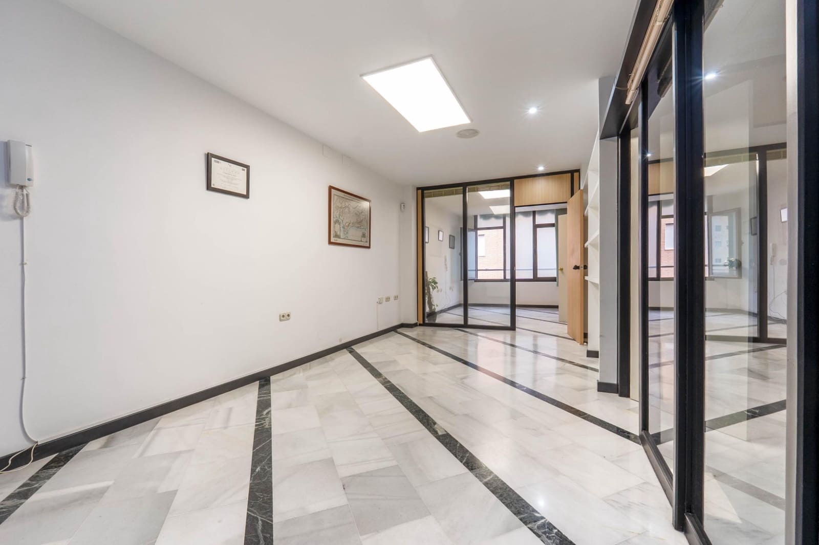 Kontor til salgs i El Ejido - € 54 000 (Ref: 9472950)