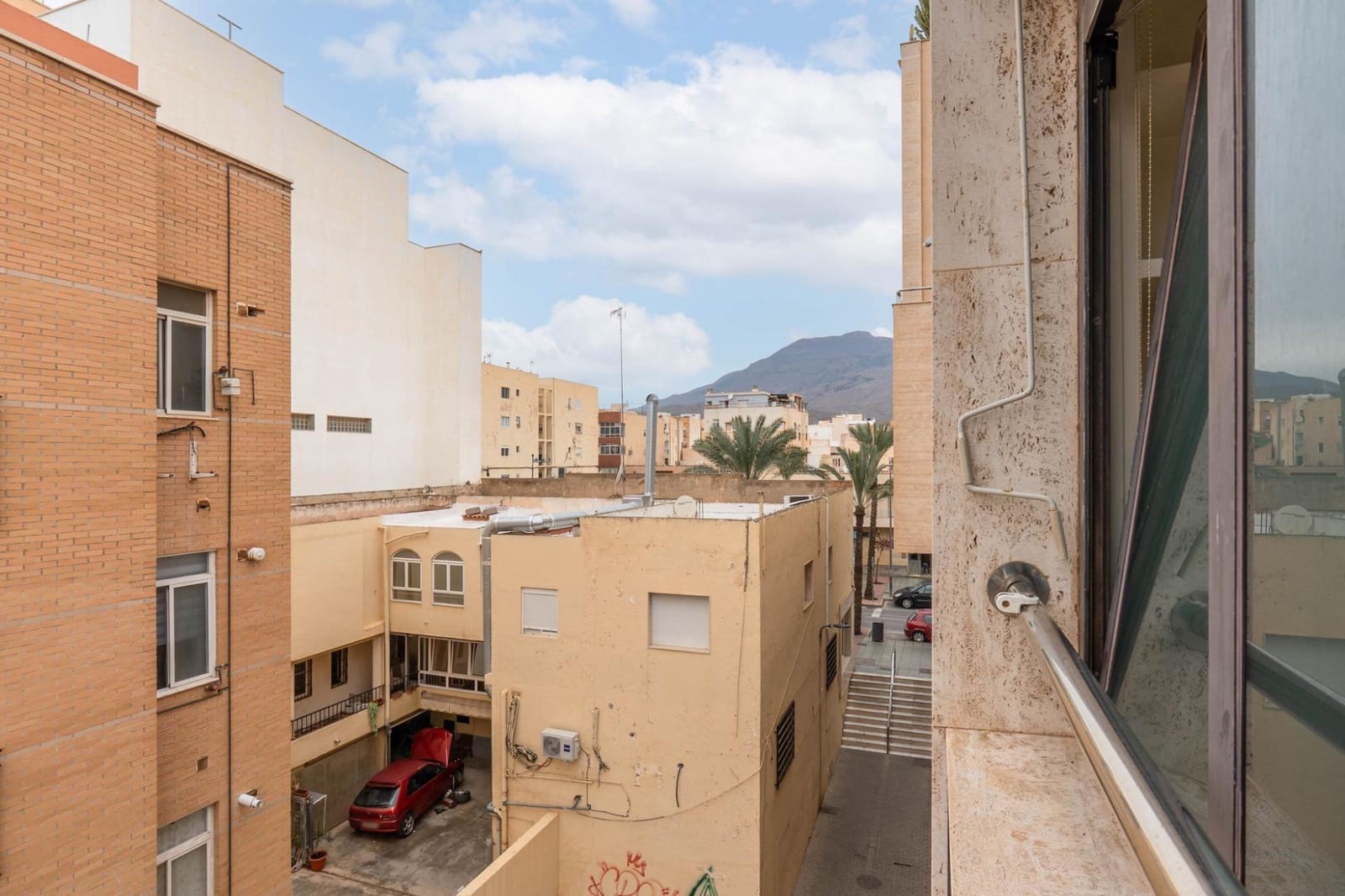 Kontor til salgs i El Ejido - € 54 000 (Ref: 9472950)