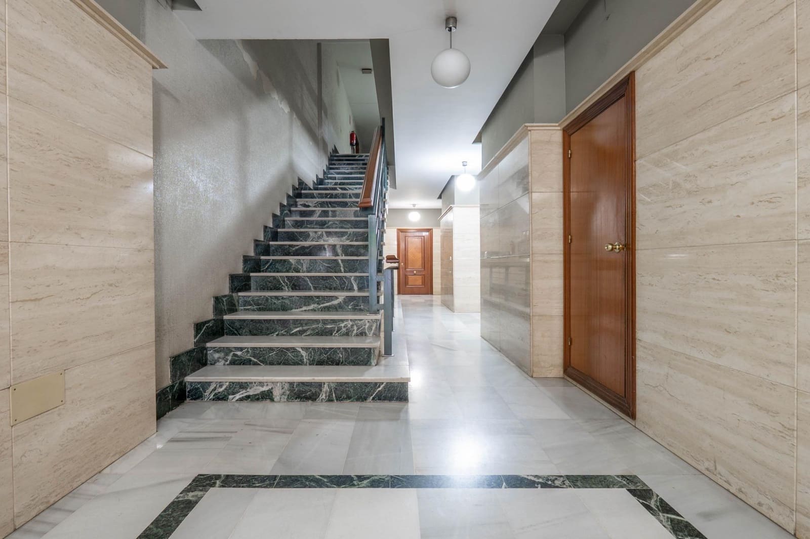 2 bedroom Flat for sale in El Ejido - € 54,000 (Ref: 9472950)