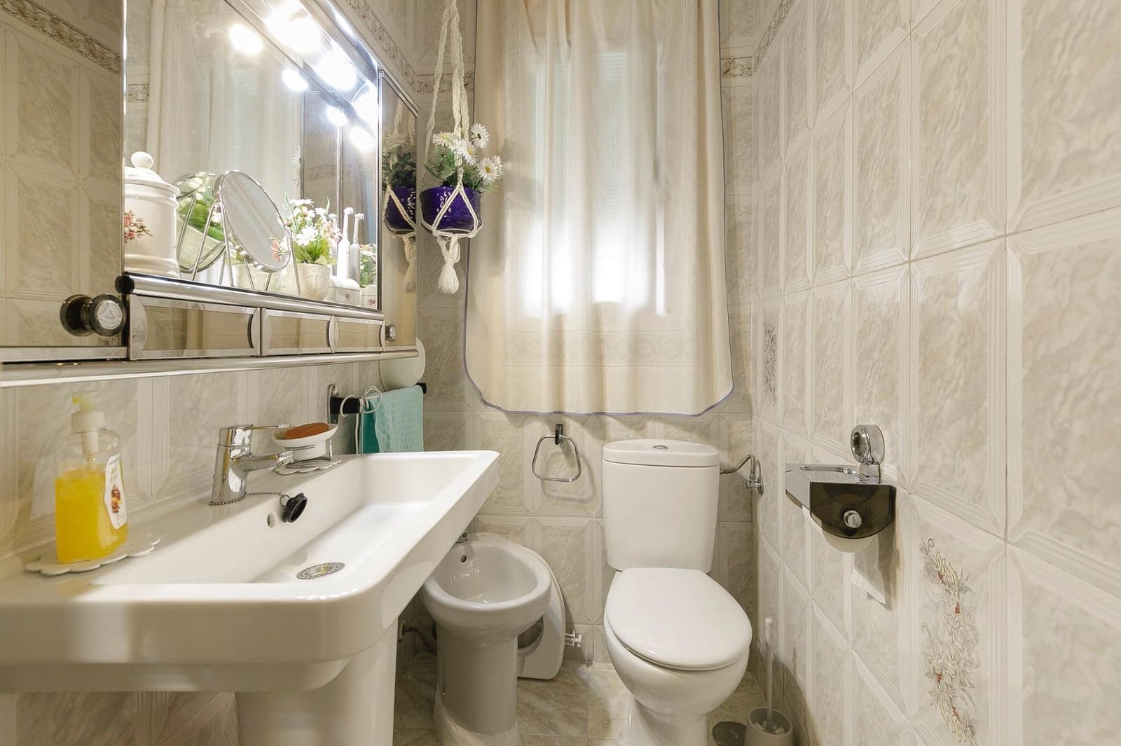 3 slaapkamer Flat te koop in Granada stad - € 269.900 (Ref: 9472951)