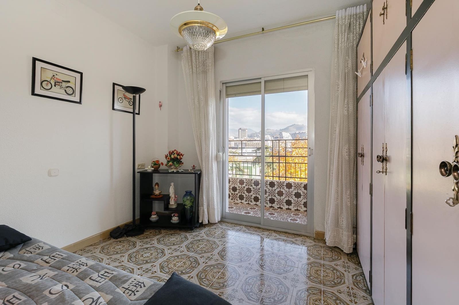 3 slaapkamer Flat te koop in Granada stad - € 269.900 (Ref: 9472951)