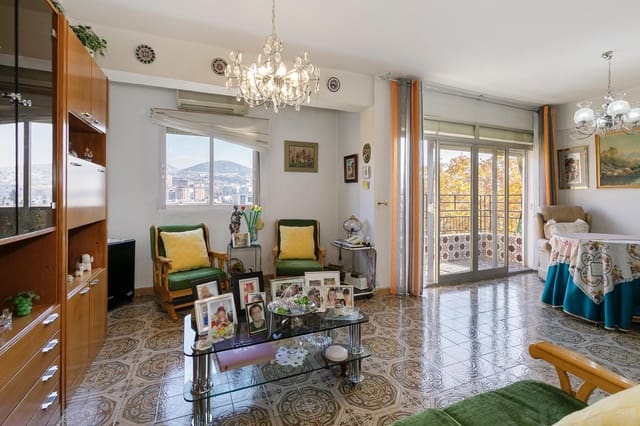 3 slaapkamer Flat te koop in Granada stad - € 269.900 (Ref: 9472951)