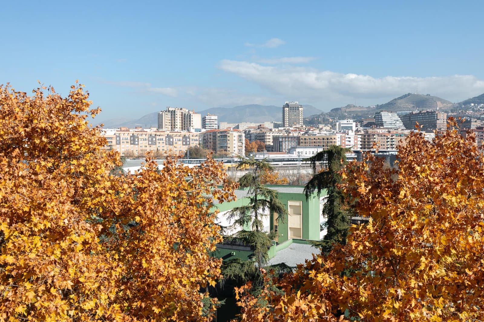 3 slaapkamer Flat te koop in Granada stad - € 269.900 (Ref: 9472951)