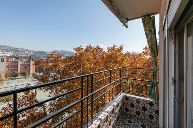 3 slaapkamer Flat te koop in Granada stad - € 269.900 (Ref: 9472951)