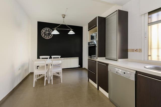 3 quarto Moradia em Banda para venda em Churriana de la Vega com garagem - 289 000 € (Ref: 9474179)