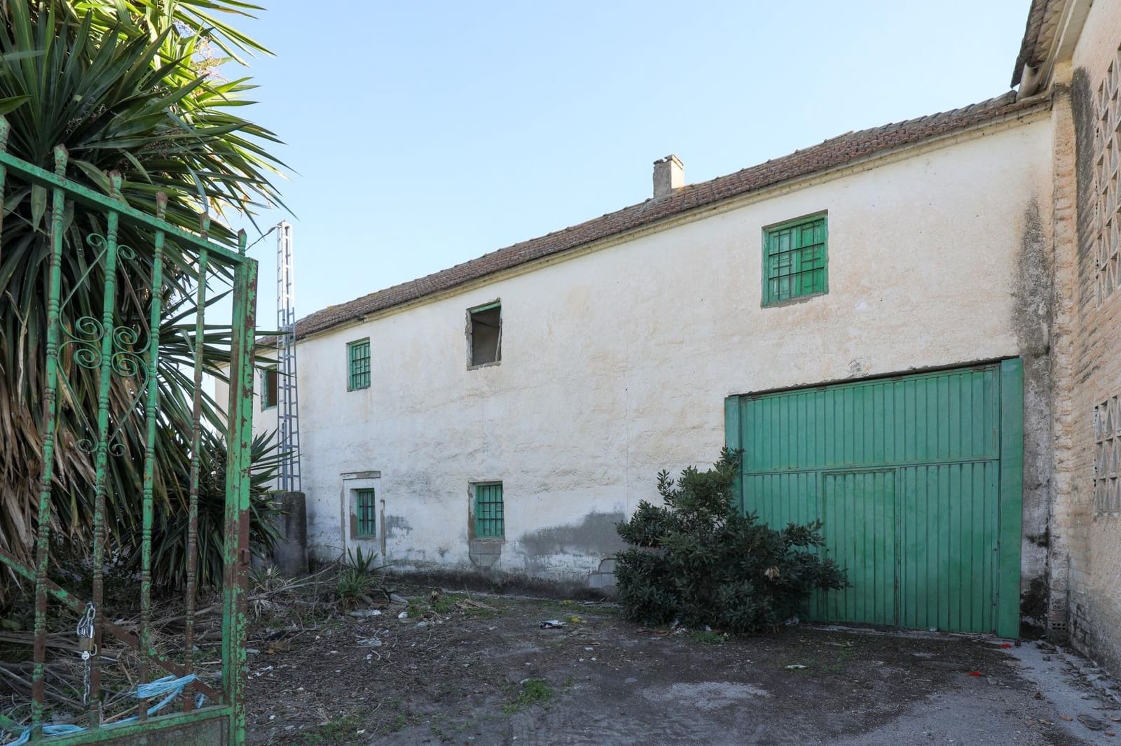 4 bedroom Finca/Country House for sale in Fuente Vaqueros - € 349,000 (Ref: 9474180)