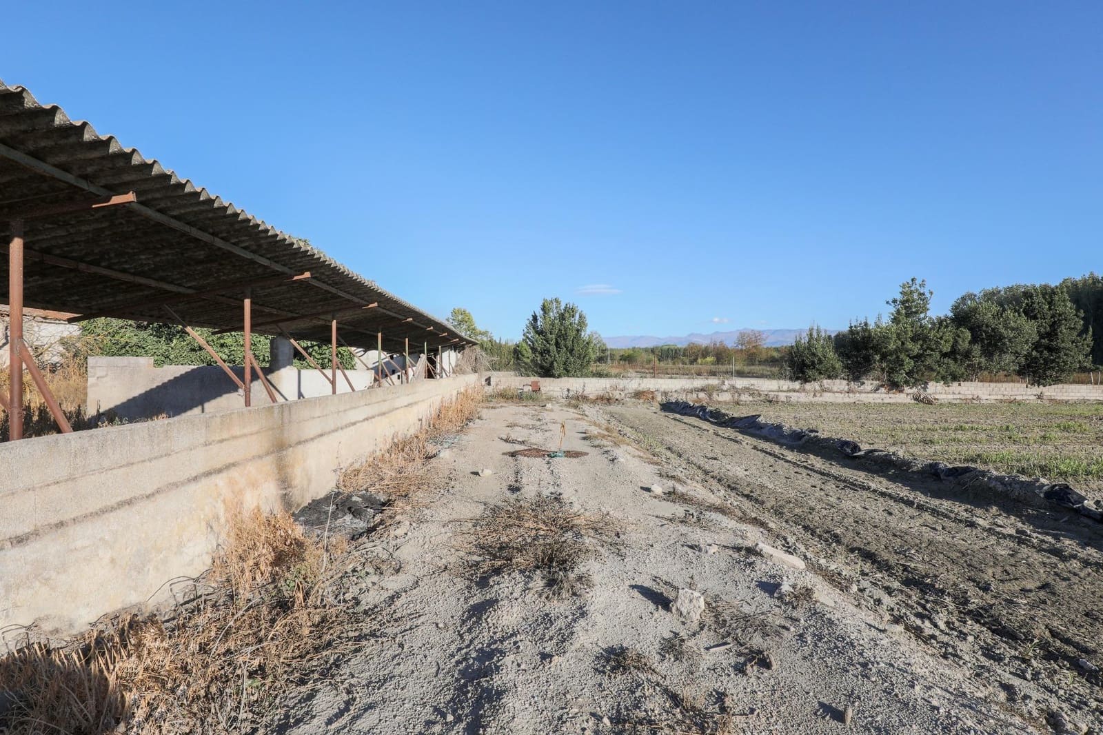 4 bedroom Finca/Country House for sale in Fuente Vaqueros - € 349,000 (Ref: 9474180)