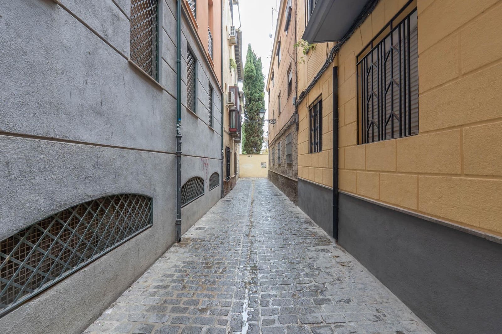 3 bedroom Flat for sale in Granada city - € 260,000 (Ref: 9481186)