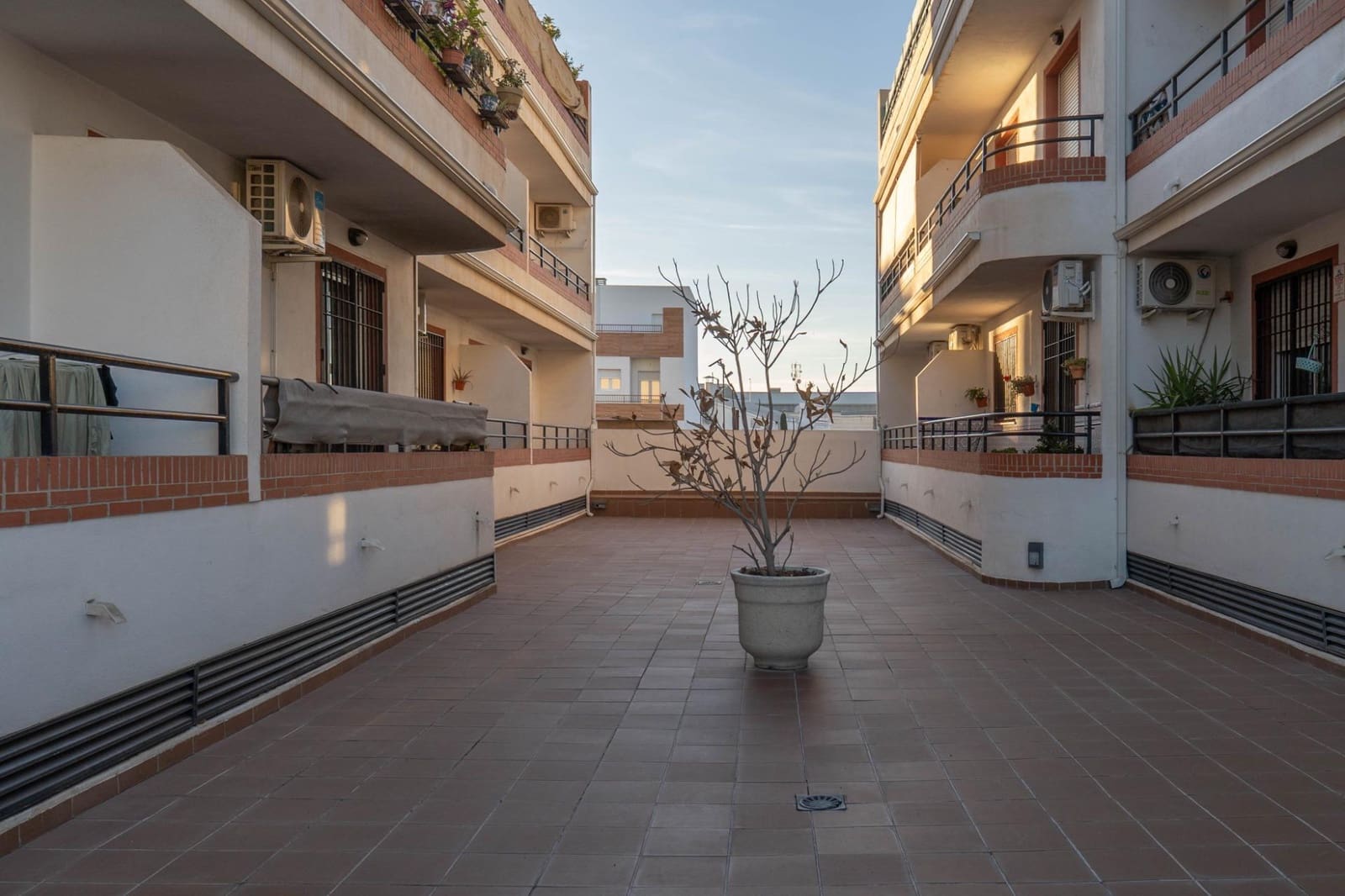 2 makuuhuone Asunto myytävänä paikassa Armilla - 175 000 € (Ref: 9482028)