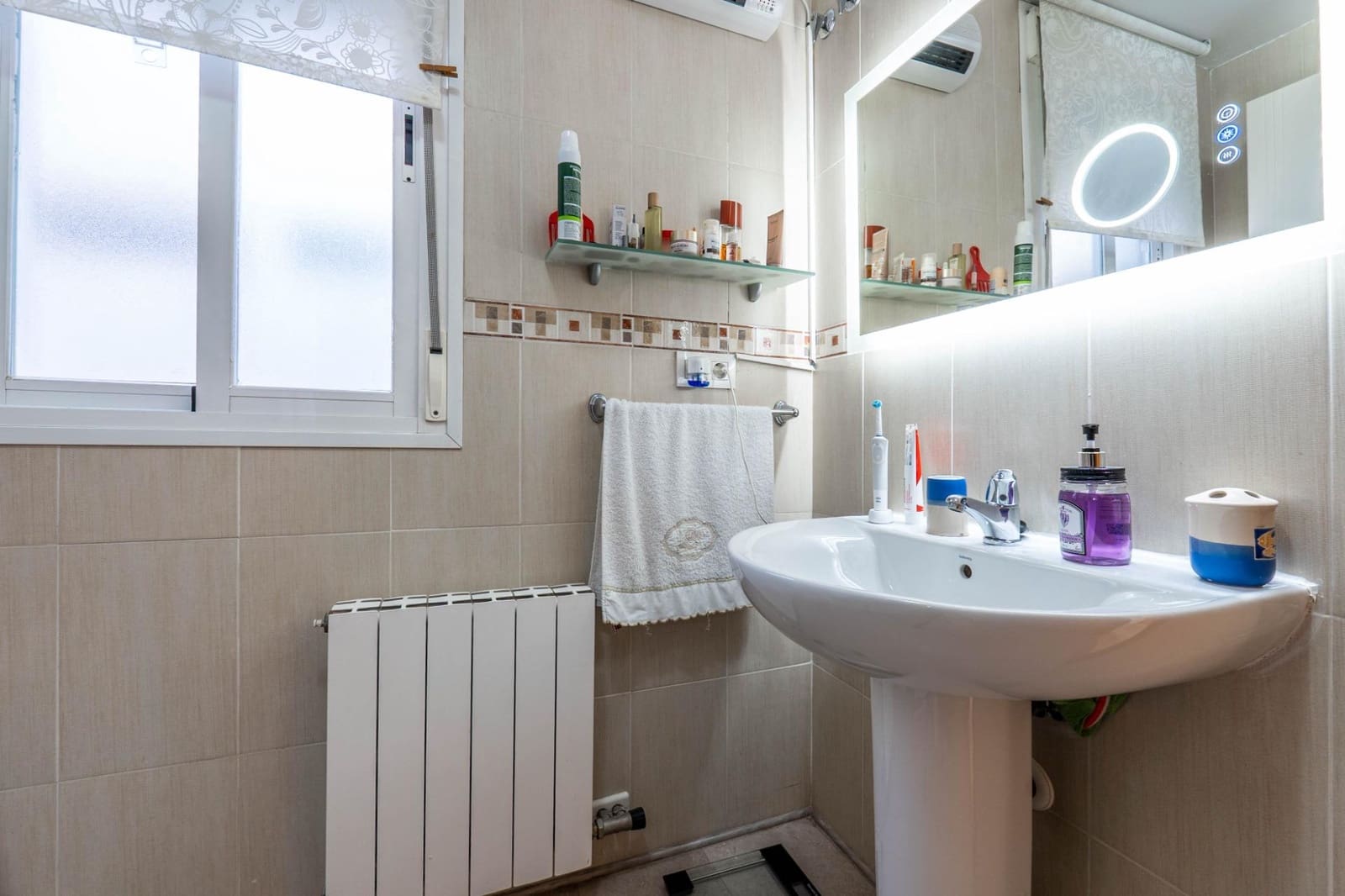 2 makuuhuone Asunto myytävänä paikassa Armilla - 175 000 € (Ref: 9482028)