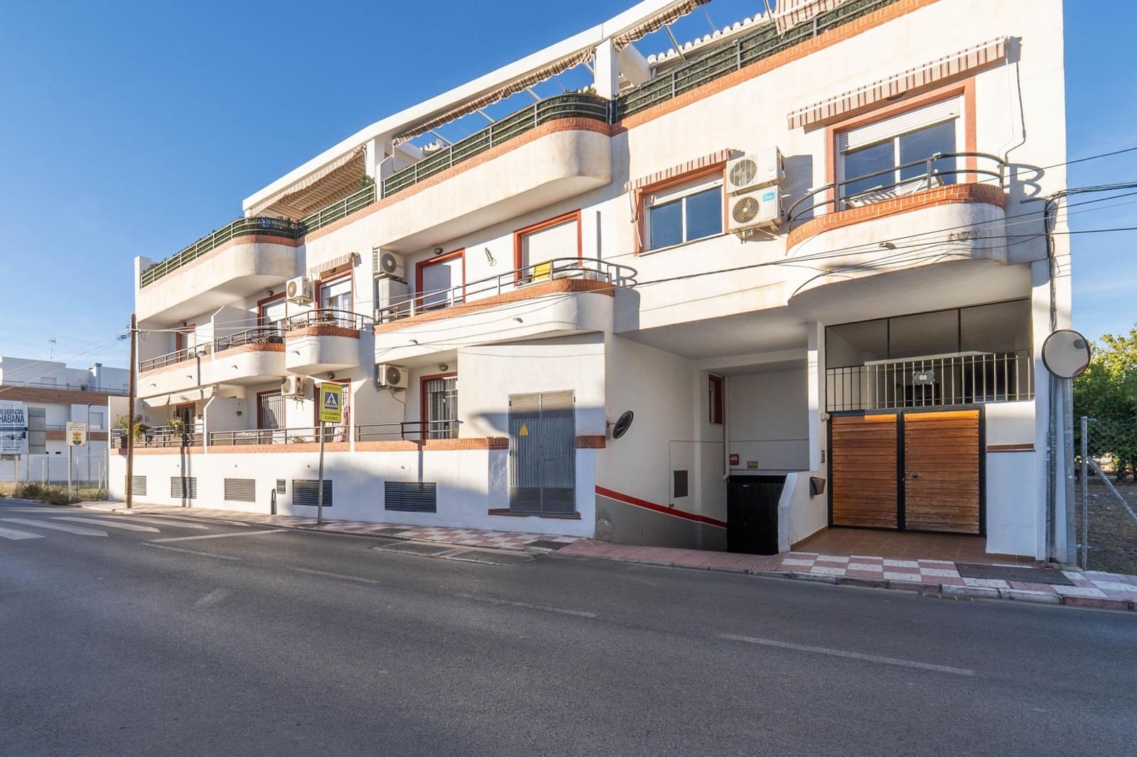 2 makuuhuone Asunto myytävänä paikassa Armilla - 175 000 € (Ref: 9482028)