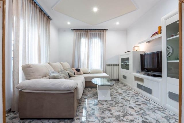 3 soveværelse Lejlighed til salg i Centro, Granada by - € 290.000 (Ref: 9491304)