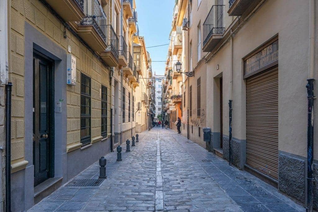 3 soveværelse Lejlighed til salg i Granada by - € 290.000 (Ref: 9491304)