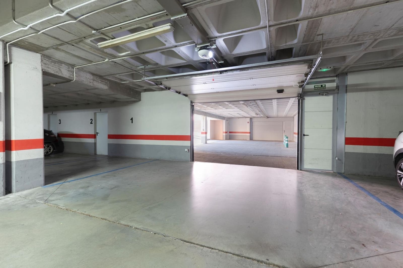 Garaje en Granada ciudad en venta - 20.000 € (Ref: 9494595)