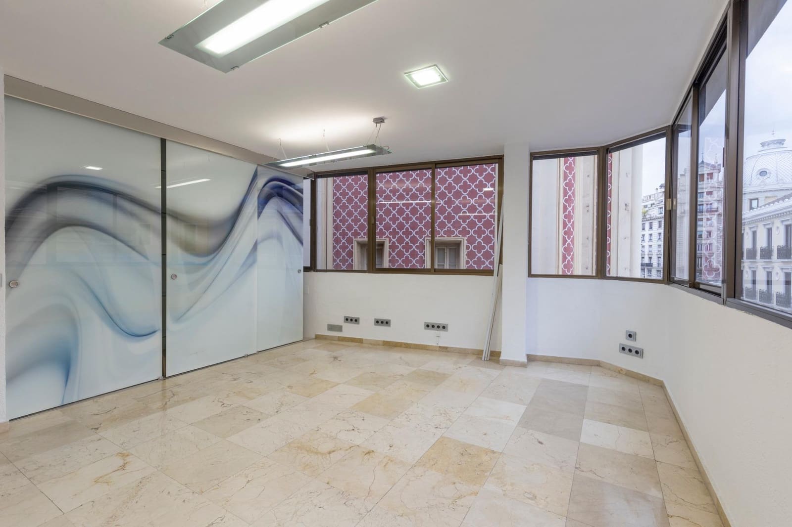 3 bedroom Office for sale in Granada city - € 290,000 (Ref: 9494597)