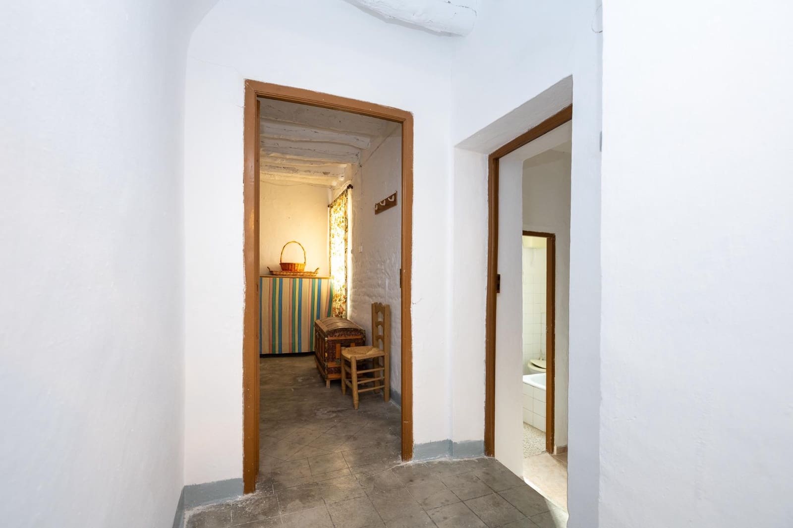 5 bedroom Townhouse for sale in El Pinar - € 84,900 (Ref: 9494599)