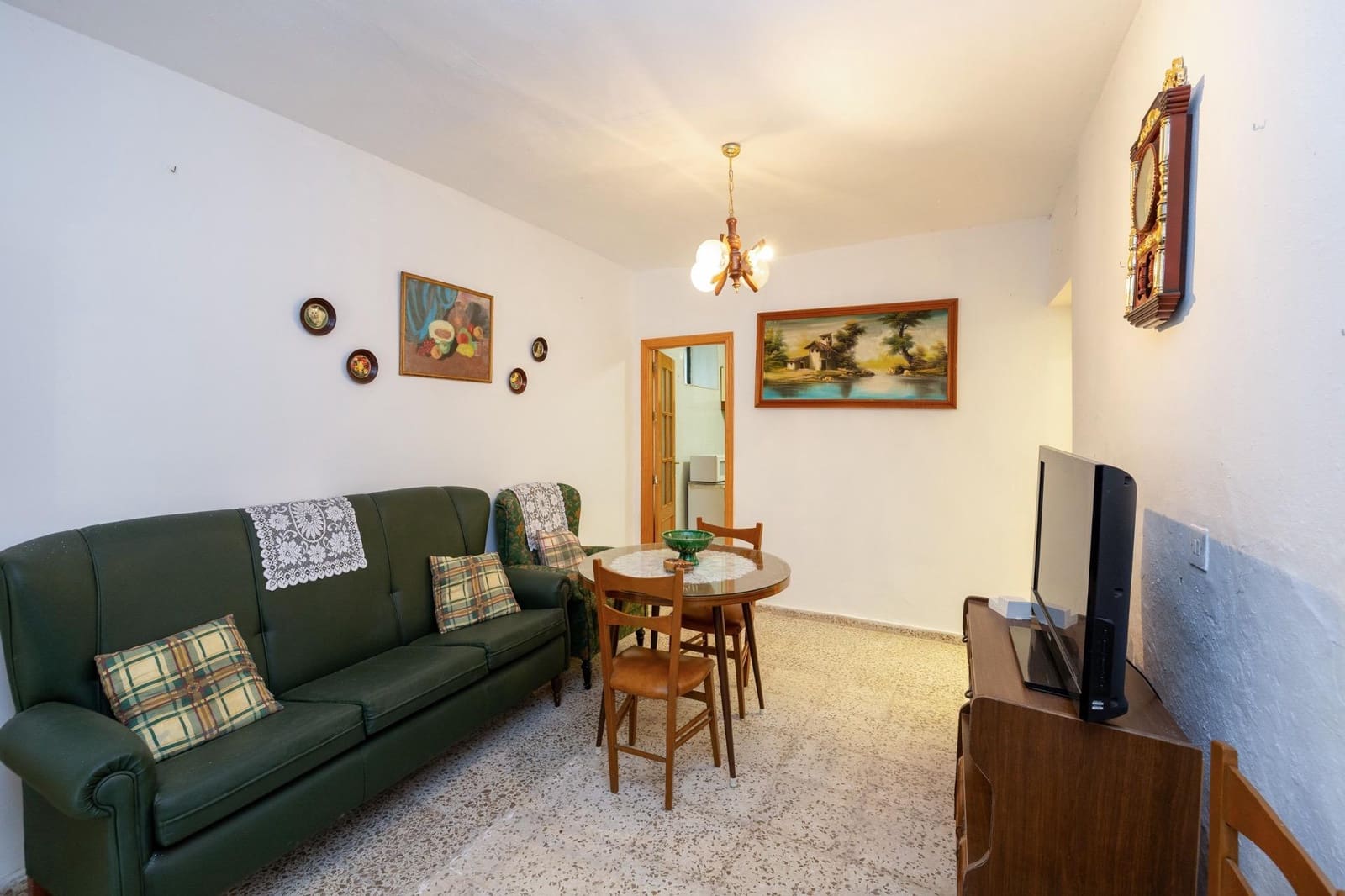 5 bedroom Townhouse for sale in El Pinar - € 84,900 (Ref: 9494599)