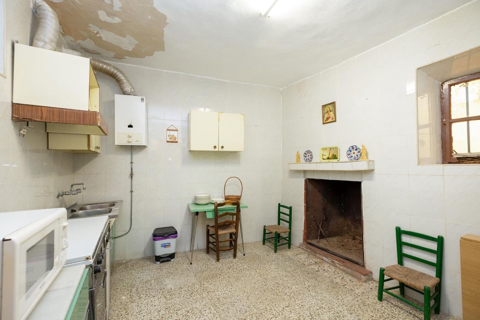 5 bedroom Townhouse for sale in El Pinar - € 84,900 (Ref: 9494599)