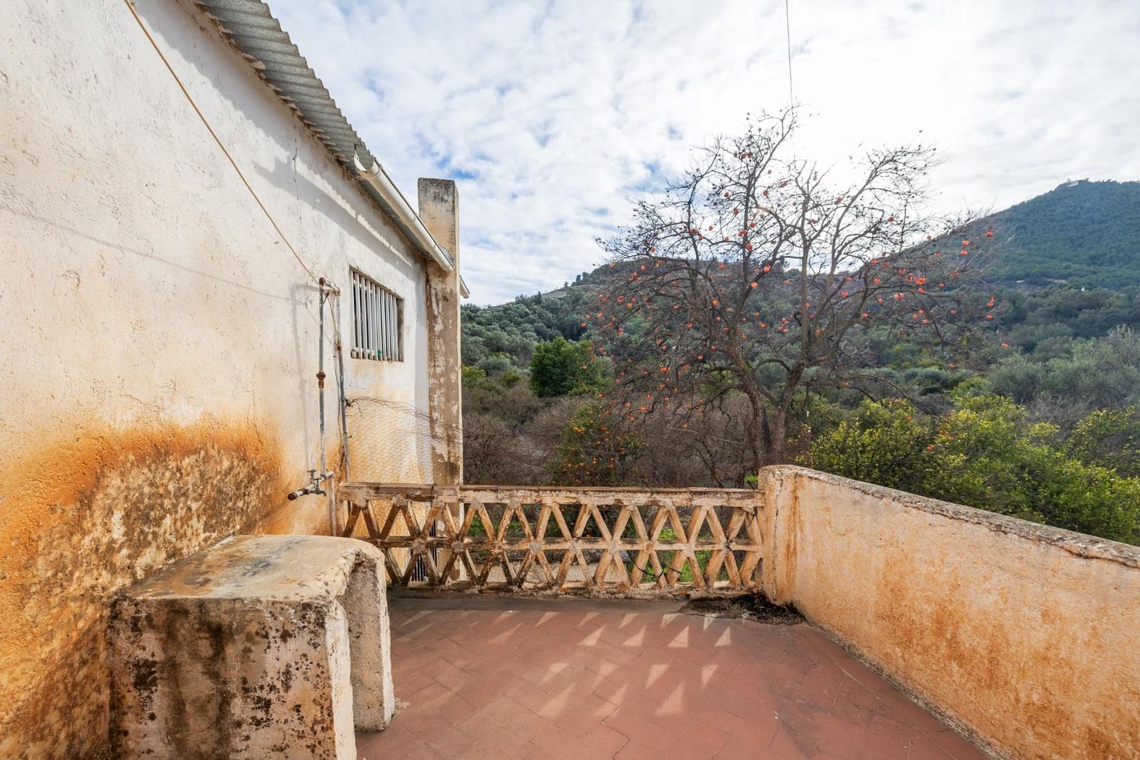 5 bedroom Townhouse for sale in El Pinar - € 84,900 (Ref: 9494599)