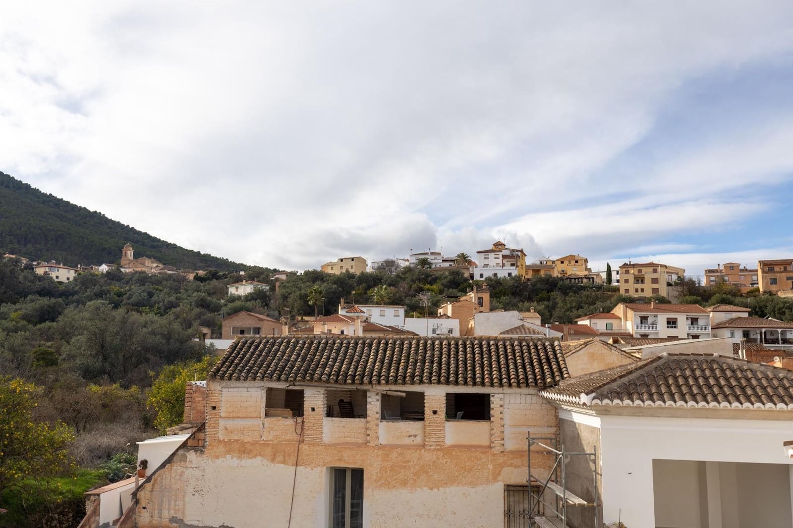5 bedroom Townhouse for sale in El Pinar - € 84,900 (Ref: 9494599)