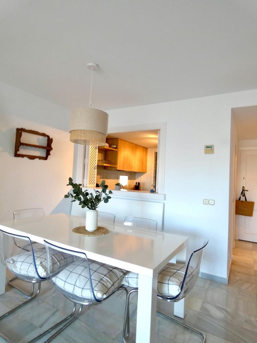 2 bedroom Flat for sale in La Herradura - € 385,000 (Ref: 9497167)