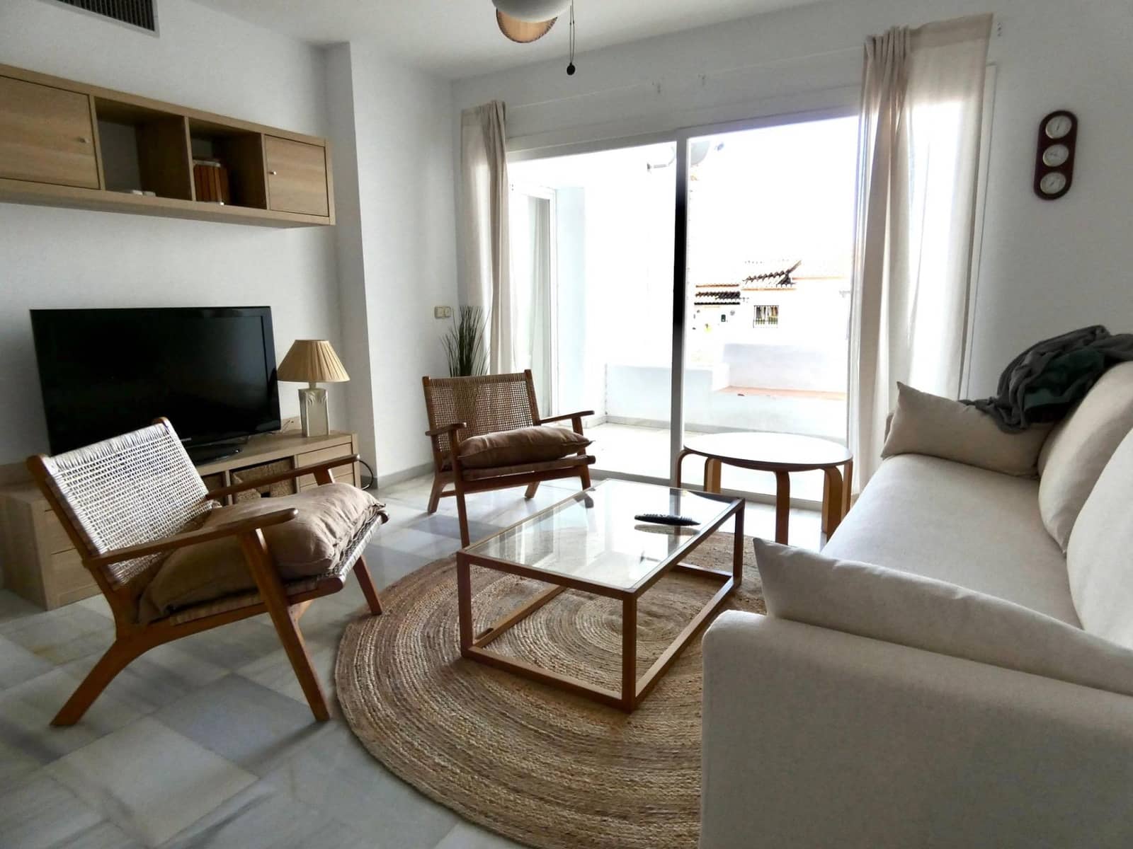 2 bedroom Flat for sale in La Herradura - € 385,000 (Ref: 9497167)