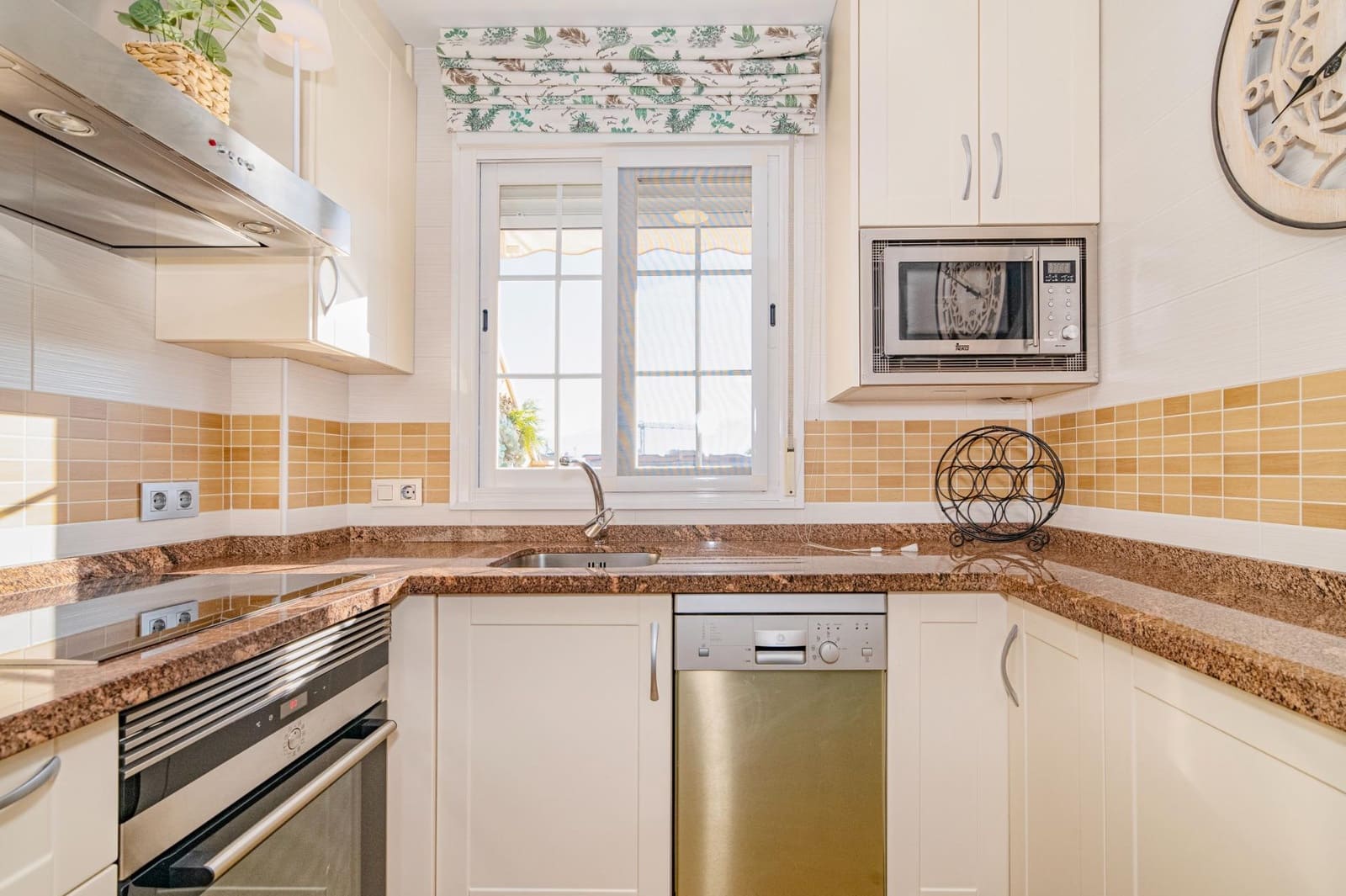 2 Zimmer Penthouse zu verkaufen in Churriana de la Vega mit Garage - 185.000 € (Ref: 9502337)