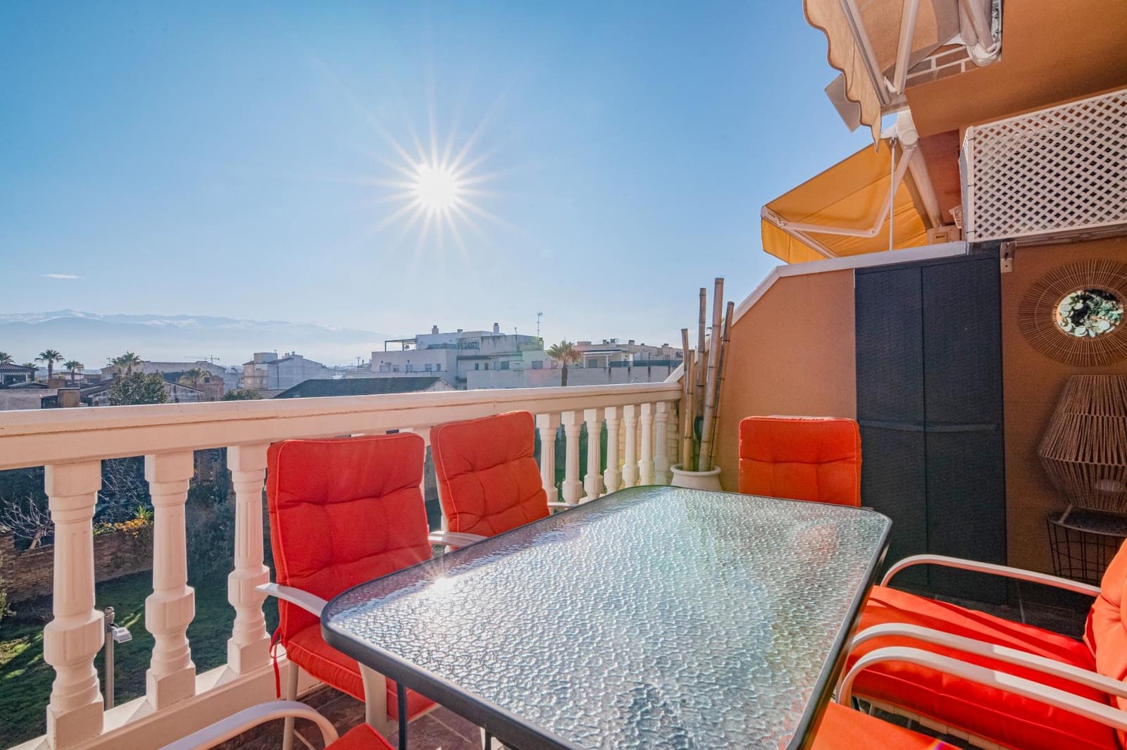 2 Zimmer Penthouse zu verkaufen in Churriana de la Vega mit Garage - 185.000 € (Ref: 9502337)