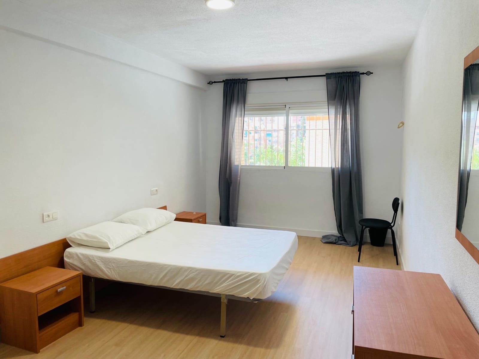 4 soverom Leilighet til salgs i Granada by - € 160 000 (Ref: 9504255)