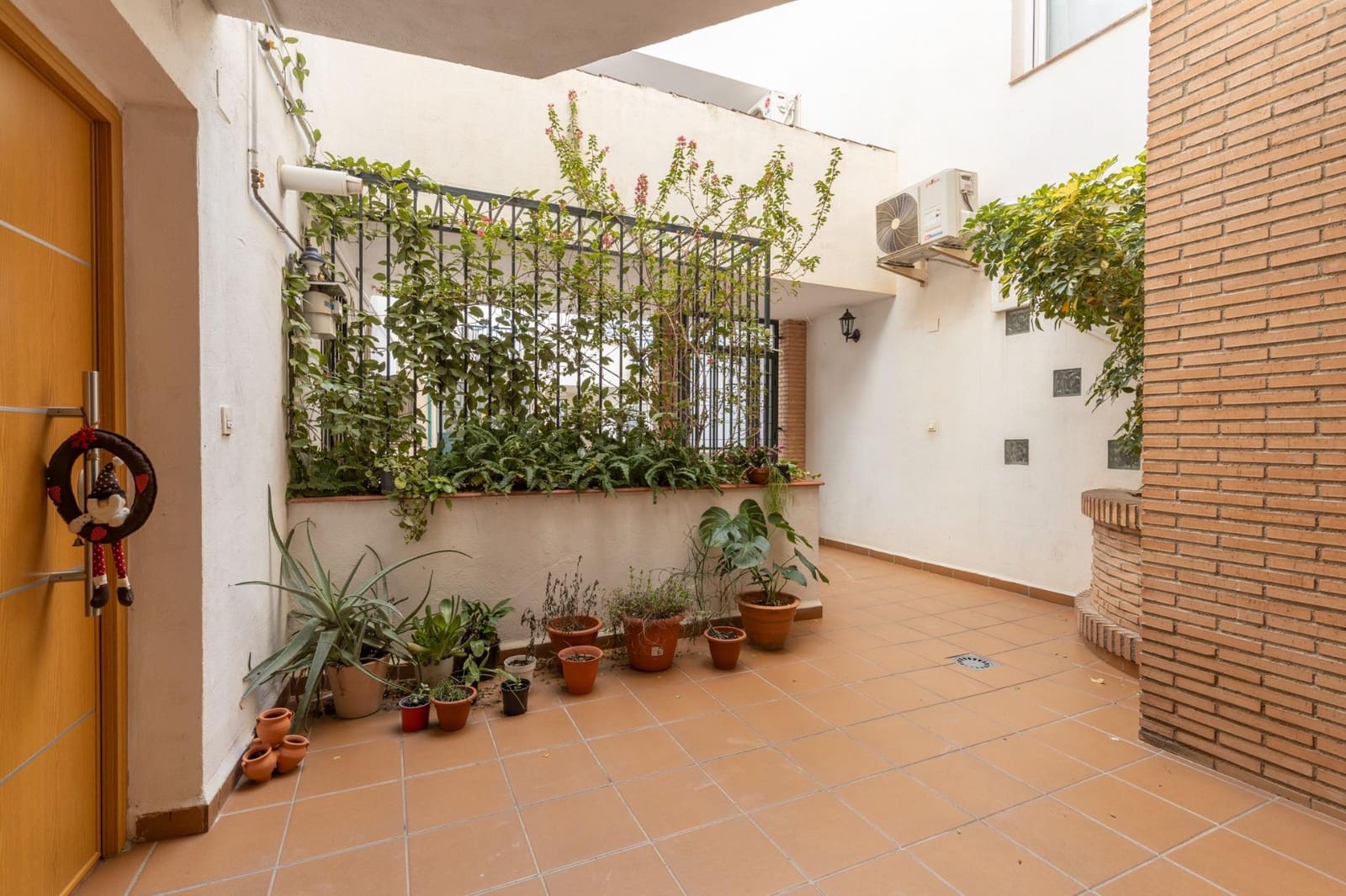 2 quarto Apartamento para venda em Las Gabias com piscina - 149 000 € (Ref: 9504257)