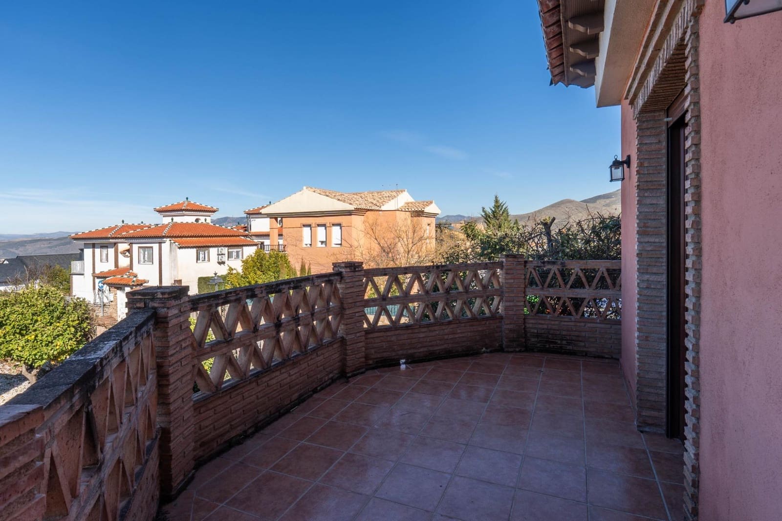 4 soverom Villa til salgs i Monachil - € 350 000 (Ref: 9508852)