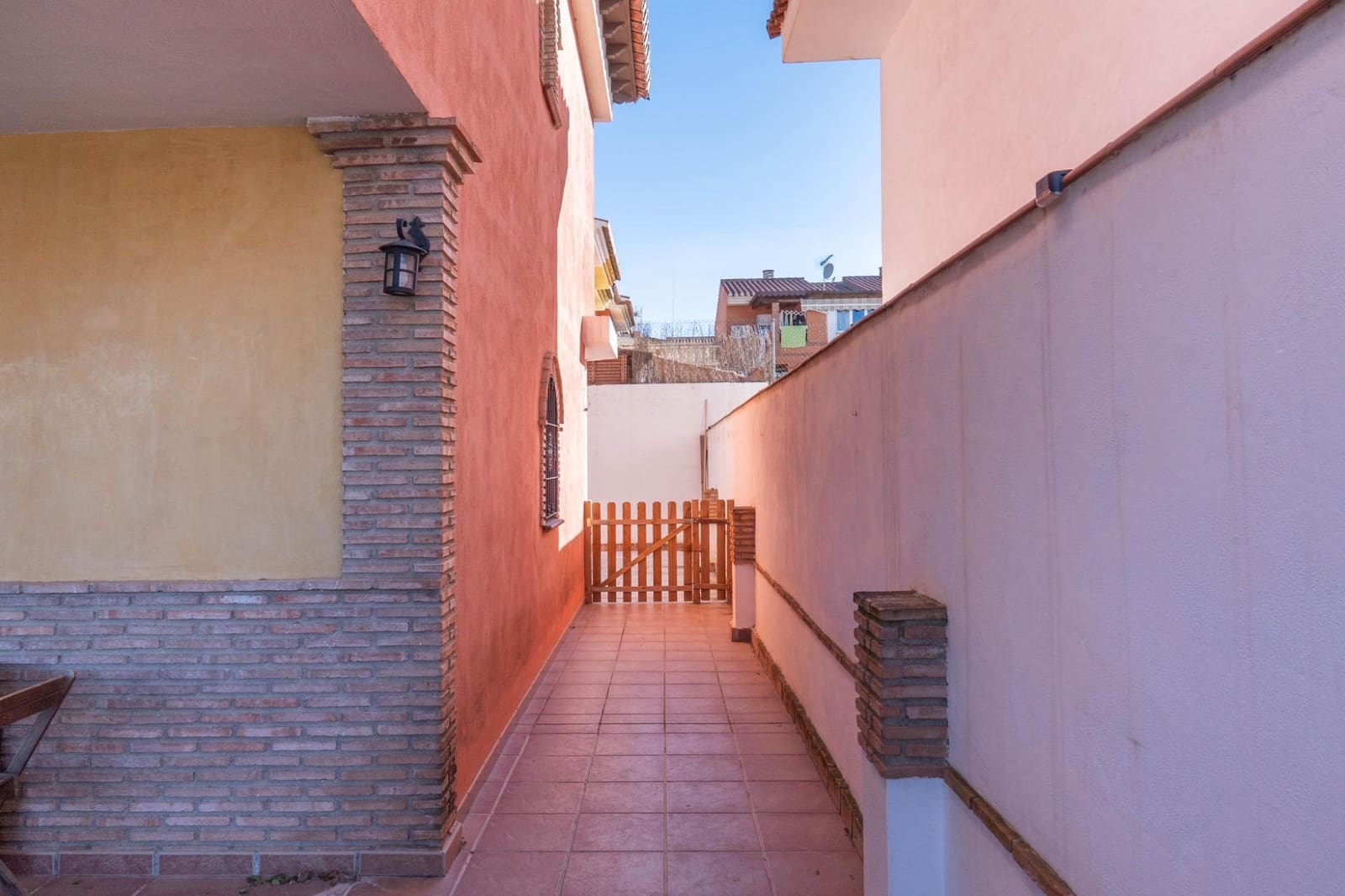 4 soverom Villa til salgs i Monachil - € 350 000 (Ref: 9508852)