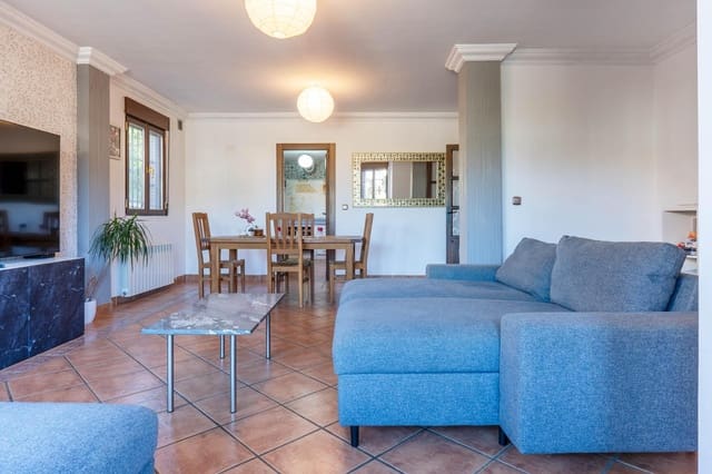 4 soverom Villa til salgs i Monachil - € 350 000 (Ref: 9508852)