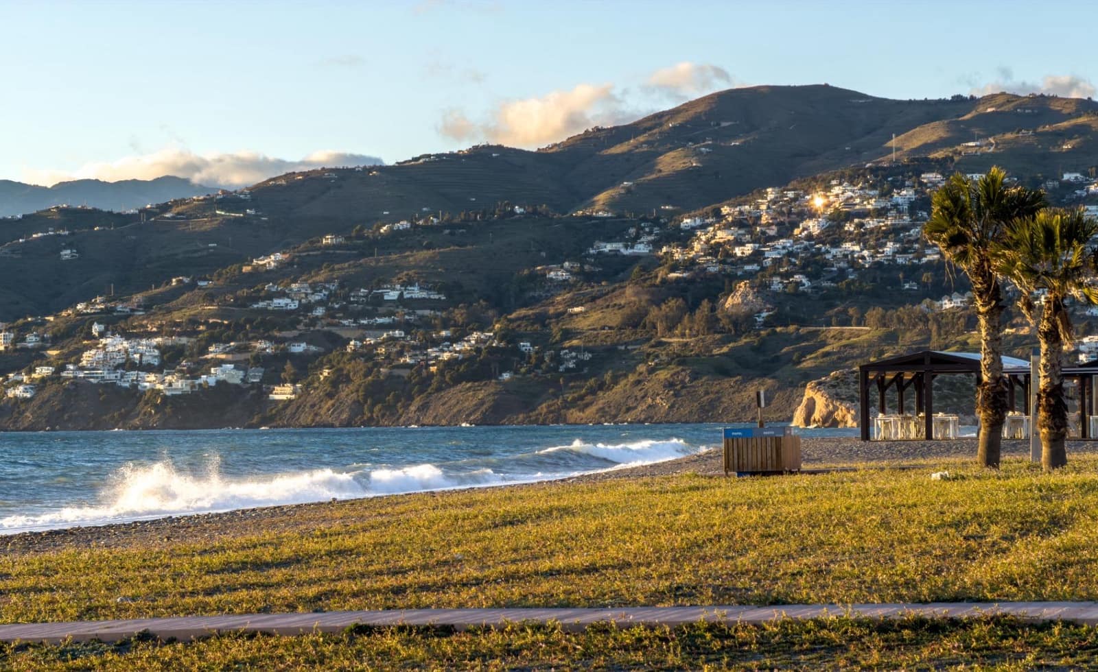 2 bedroom Flat for sale in Salobrena with pool garage - € 259,000 (Ref: 9513388)