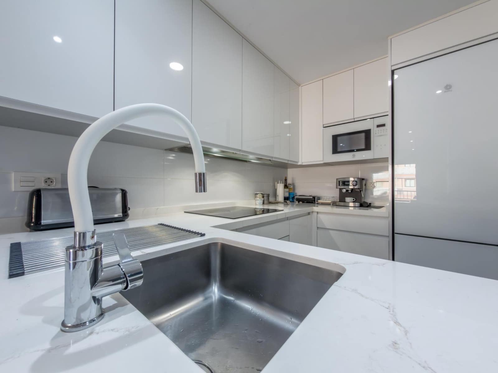 2 bedroom Flat for sale in Salobrena with pool garage - € 259,000 (Ref: 9513388)